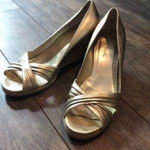 Cole Haan x Nike Air Gold Espadrille size 7